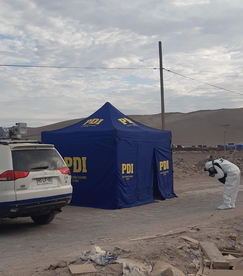 Detectives de la BH Arica investigan homicidio con arma de fuego de hombre encontrado fallecido en el sector de La Ponderosa